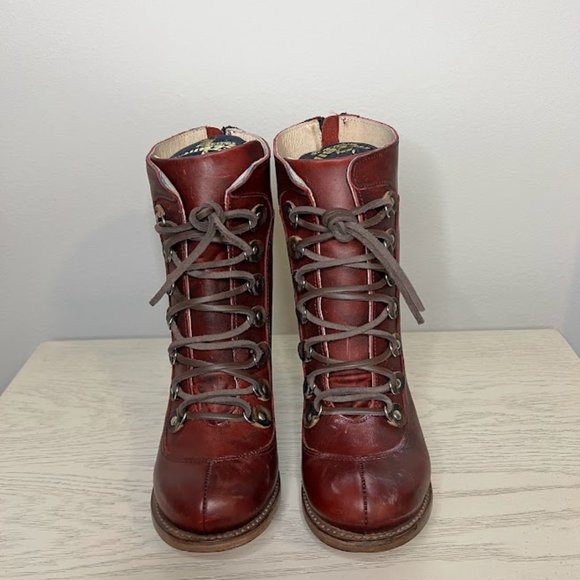 Freebird by Steven Shoes - BNIB Freebird Red Borow Size 9